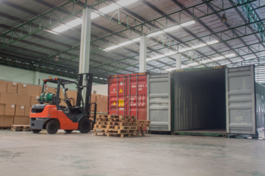 forklift loading pallet